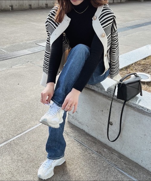 each(イーチ)の「ボーダーツイード風ニットカーディガン(カーディガン/ボレロ・レディース・ホワイト×ブラック/ブラック×ホワイト/ホワイト×ネイビー/ホワイト・FREE)」の18枚目の写真