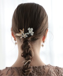 PREFERIR（プレフェリール）の「リーフ スパンコール＆フラワークリスタルパール ヘアピン（ヘアアクセサリー）（ヘアピン）」