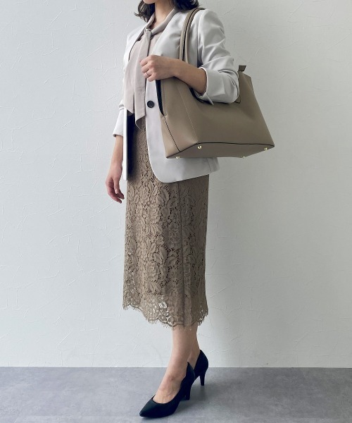 7days Life Styling（セブンデイズライフスタイリング）の「【A4対応】Legato Largo PC収納付軽量トートバッグ（トートバッグ・レディース・ブラック/ライトグレー/グレイッシュベージュ・FREE）」の7枚目の写真