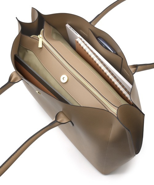 7days Life Styling（セブンデイズライフスタイリング）の「【A4対応】Legato Largo PC収納付軽量トートバッグ（トートバッグ・レディース・ブラック/ライトグレー/グレイッシュベージュ・FREE）」の17枚目の写真