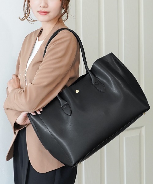 7days Life Styling（セブンデイズライフスタイリング）の「【A4対応】Legato Largo PC収納付軽量トートバッグ（トートバッグ・レディース・ブラック/ライトグレー/グレイッシュベージュ・FREE）」の8枚目の写真