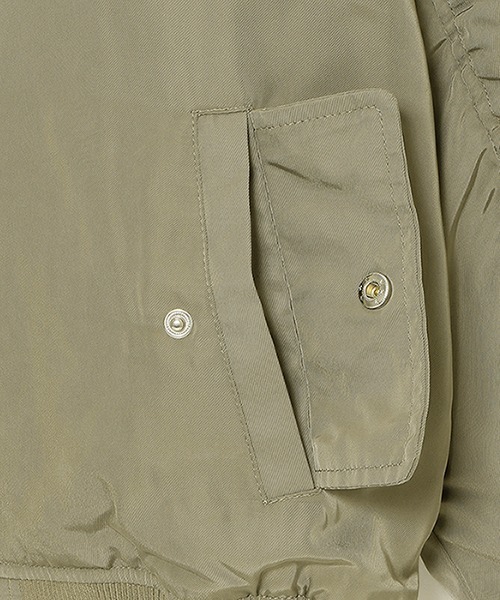 LOVETOXIC（ラブトキシック）の「裏ボアMA1（ブルゾン・キッズ・ベージュ/ブラック/カーキ・SS/S/L/M）」の11枚目の写真