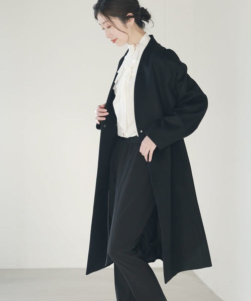 Filomo（フィローモ）の「[Filomo]カシミヤブレンドウールノーカラーロング（ノーカラージャケット・レディース・ブラック/グレイッシュベージュ/ネイビー・M/L）」の13枚目の写真