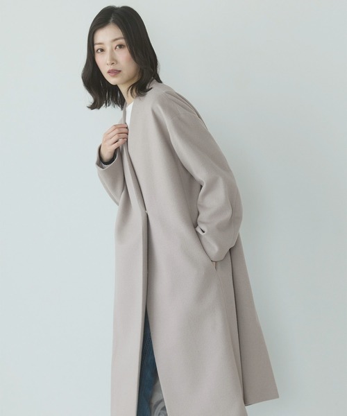 Filomo（フィローモ）の「[Filomo]カシミヤブレンドウールノーカラーロング（ノーカラージャケット・レディース・ブラック/グレイッシュベージュ/ネイビー・M/L）」の17枚目の写真