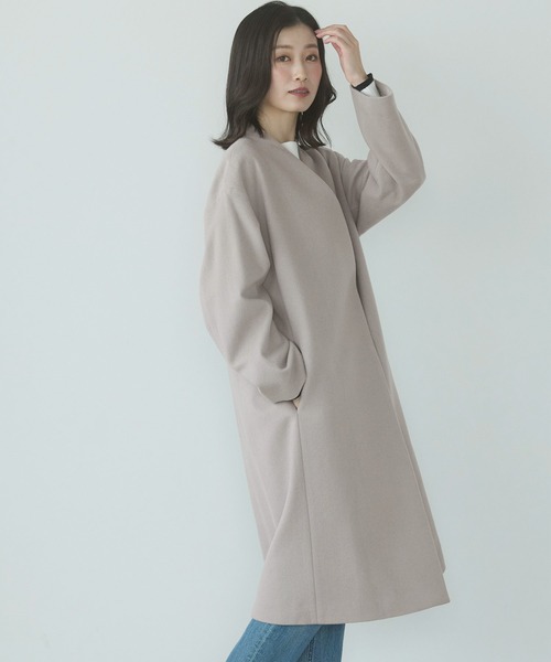 Filomo（フィローモ）の「[Filomo]カシミヤブレンドウールノーカラーロング（ノーカラージャケット・レディース・ブラック/グレイッシュベージュ/ネイビー・M/L）」の19枚目の写真
