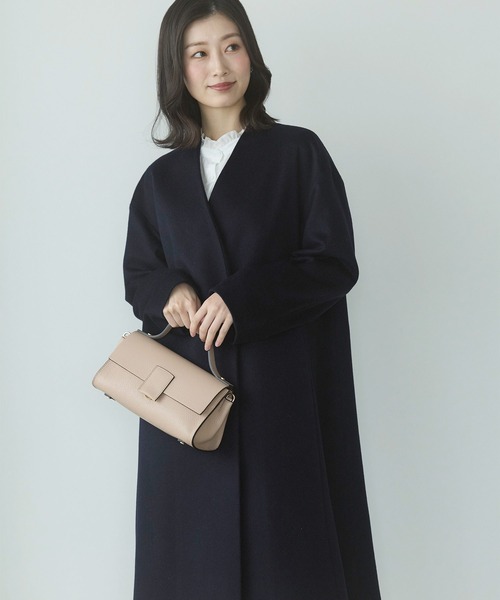 Filomo（フィローモ）の「[Filomo]カシミヤブレンドウールノーカラーロング（ノーカラージャケット・レディース・ブラック/グレイッシュベージュ/ネイビー・M/L）」の22枚目の写真
