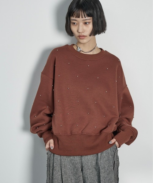 THE YOn（ザヨン）の「ドットスタッズスウェットプルオーバー