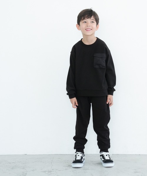 coca（coca）（コカ）の「キッズ　ストレッチフリースポケット付きトップス（スウェット・キッズ・ブラック/カーキ・120/140/110/130）」の8枚目の写真