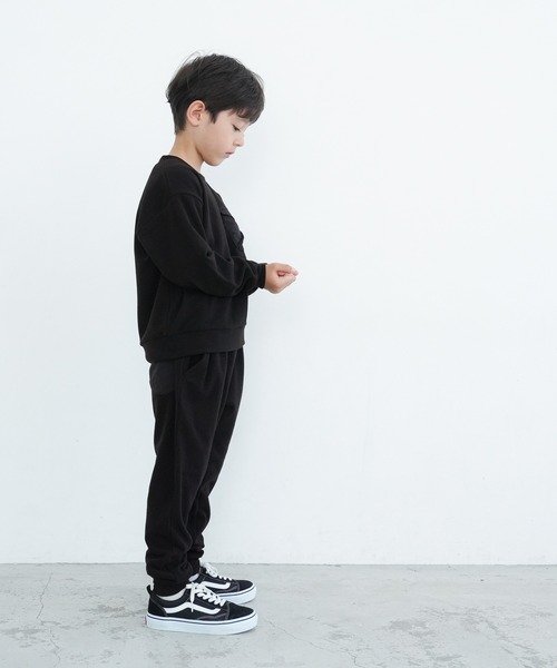 coca（coca）（コカ）の「キッズ　ストレッチフリースポケット付きトップス（スウェット・キッズ・ブラック/カーキ・120/140/110/130）」の10枚目の写真