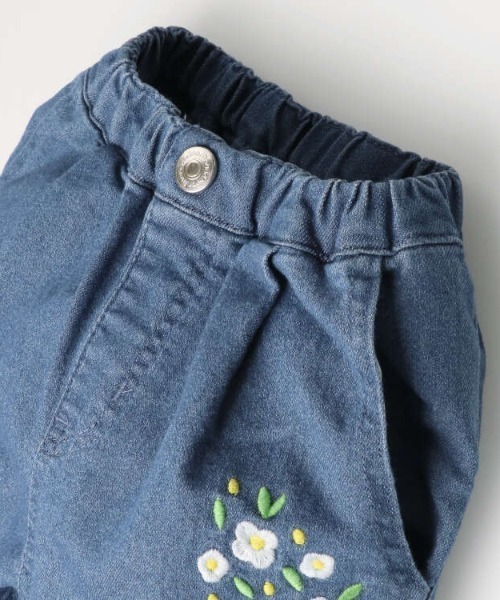 Moujonjon（ムージョンジョン）の「お花刺繍デニムパンツ（デニムパンツ・キッズ・ネイビー・130/140/90/110/120/100）」の3枚目の写真