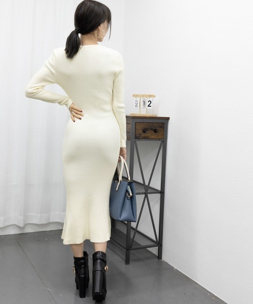 【美品・定価5.3万】Sybilla 幾何学柄ニットワンピース M 日本製 セール】 ウェーブデザインニットドレス （ロング・マキシ丈