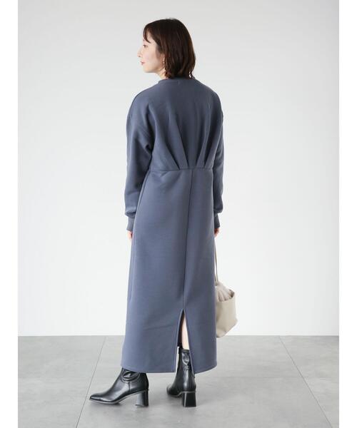 Te chichi TERRASSE（テチチテラス）の「裏起毛タックワンピース（ワンピース・レディース・ブラック/ブルー/オフホワイト・F）」の3枚目の写真