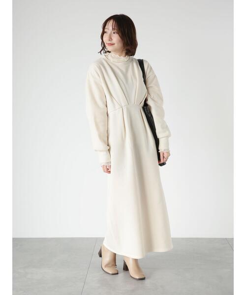 Te chichi TERRASSE（テチチテラス）の「裏起毛タックワンピース（ワンピース・レディース・ブラック/ブルー/オフホワイト・F）」の4枚目の写真