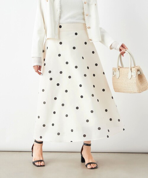 美品✨しっとり♡ フォクシー カシミヤ100%フレアスカート アイボリー 38 美品✨しっとり♡ フォクシー カシミヤ100%フレアスカート