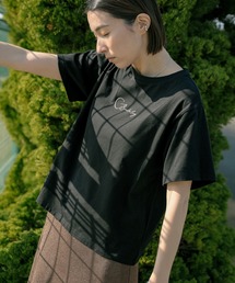 ロゴ刺繍Tシャツ
