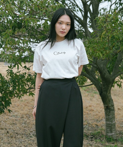 select MOCA（セレクトモカ）の「ロゴ刺繍Tシャツ（Tシャツ/カットソー・レディース・ネイビー/ブラック/オフホワイト・FREE）」の10枚目の写真