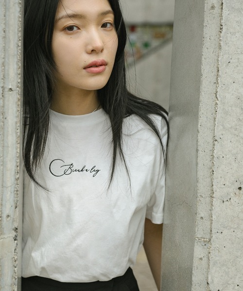 select MOCA（セレクトモカ）の「ロゴ刺繍Tシャツ（Tシャツ/カットソー・レディース・ネイビー/ブラック/オフホワイト・FREE）」の9枚目の写真
