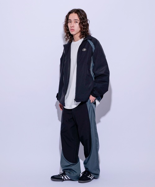 re_k by JUNRED（レクバイジュンレッド）の「re_k by JUNRED / バイカラーウーブントラックジャケット（ナイロンジャケット・メンズ・ベージュ系その他/チャコールグレー/ブラック・S/M/L）」の15枚目の写真