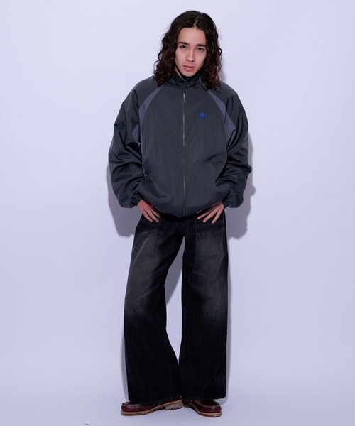 re_k by JUNRED（レクバイジュンレッド）の「re_k by JUNRED / バイカラーウーブントラックジャケット（ナイロンジャケット・メンズ・ベージュ系その他/チャコールグレー/ブラック・S/M/L）」の20枚目の写真