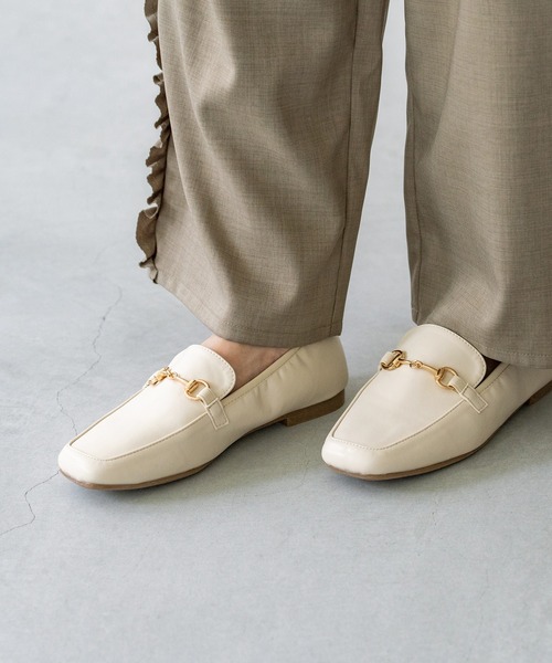 menue（メヌエ）の「freely(フリーリー) 幅広4E ローファー - 晴雨兼用 -（ローファー・レディース・ブラック/アイボリー/ブラック系その他/ダークベージュ・22.0cm/22.5cm/23.0cm/23.5cm/24.0cm/24.5cm/25.0cm/25.5cm/26.0cm）」の6枚目の写真