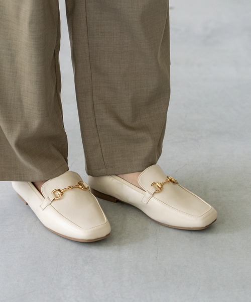 menue（メヌエ）の「freely(フリーリー) 幅広4E ローファー - 晴雨兼用 -（ローファー・レディース・ブラック/アイボリー/ブラック系その他/ダークベージュ・22.0cm/22.5cm/23.0cm/23.5cm/24.0cm/24.5cm/25.0cm/25.5cm/26.0cm）」の7枚目の写真