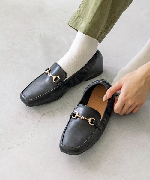 menue（メヌエ）の「freely(フリーリー) 幅広4E ローファー - 晴雨兼用 -（ローファー・レディース・ブラック/アイボリー/ブラック系その他/ダークベージュ・22.0cm/22.5cm/23.0cm/23.5cm/24.0cm/24.5cm/25.0cm/25.5cm/26.0cm）」の20枚目の写真