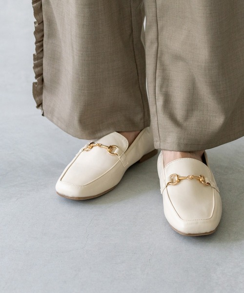 menue（メヌエ）の「freely(フリーリー) 幅広4E ローファー - 晴雨兼用 -（ローファー・レディース・ブラック/アイボリー/ブラック系その他/ダークベージュ・22.0cm/22.5cm/23.0cm/23.5cm/24.0cm/24.5cm/25.0cm/25.5cm/26.0cm）」の8枚目の写真