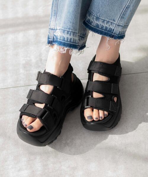 WEGO（ウィゴー）の「WEGO/ボリュームソールスポーツサンダル（サンダル・レディース・ブラック/ホワイト/ベージュ・LARGE/MEDIUM）」の8枚目の写真