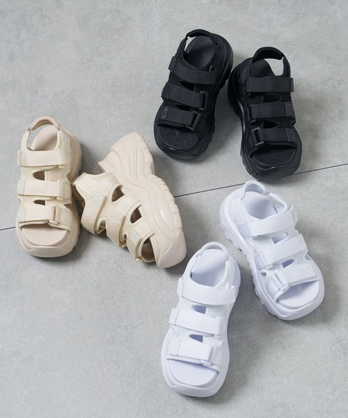 WEGO（ウィゴー）の「WEGO/ボリュームソールスポーツサンダル（サンダル・レディース・ブラック/ホワイト/ベージュ・LARGE/MEDIUM）」の11枚目の写真