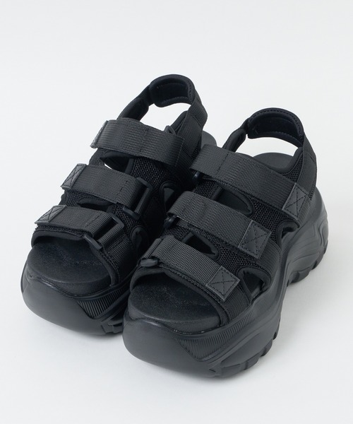 WEGO（ウィゴー）の「WEGO/ボリュームソールスポーツサンダル（サンダル・レディース・ブラック/ホワイト/ベージュ・LARGE/MEDIUM）」の13枚目の写真