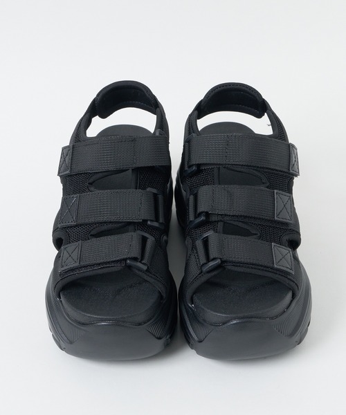 WEGO（ウィゴー）の「WEGO/ボリュームソールスポーツサンダル（サンダル・レディース・ブラック/ホワイト/ベージュ・LARGE/MEDIUM）」の16枚目の写真