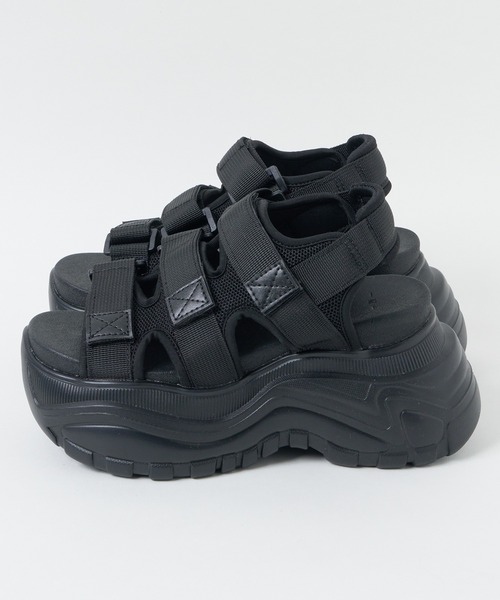 WEGO（ウィゴー）の「WEGO/ボリュームソールスポーツサンダル（サンダル・レディース・ブラック/ホワイト/ベージュ・LARGE/MEDIUM）」の15枚目の写真