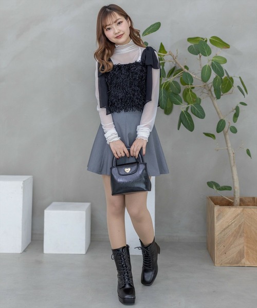 clear（クリア）の「×肩リボンフェザービスチェ≪2024SS新作≫（ベスト・レディース・ブラック/グレー/ベージュ・F）」の17枚目の写真