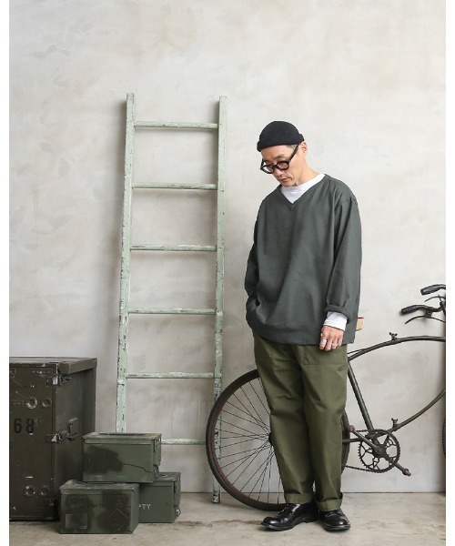 MILITARY（ミリタリー）の「実物 新品 デッドストック ロシア軍 70s Vネック スリーピングシャツ（Tシャツ/カットソー・メンズ・オリーブ・54/58/50）」の5枚目の写真