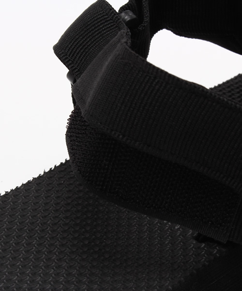 NANO universe（ナノユニバース）の「:テープサンダル（サンダル・メンズ・ブラック/その他1・MEDIUM/LARGE/SMALL）」の9枚目の写真