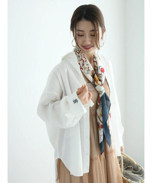 Te chichi（テチチ）の「ルーズシルエットポイント刺繍シャツ（シャツ/ブラウス・レディース・オフホワイト/ブルー/サックスブルー・F）」の2枚目の写真