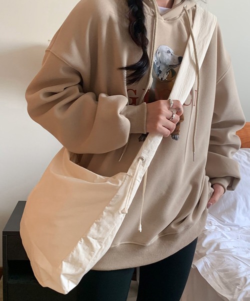 HALEY PESCA(ヘーリーペスカ)の「HALEY PESCA/【大容量】シャーリングリボンショルダーバッグ(ショルダーバッグ・レディース・オフホワイト/ブルー/ブラック/グリーン・FREE)」の6枚目の写真