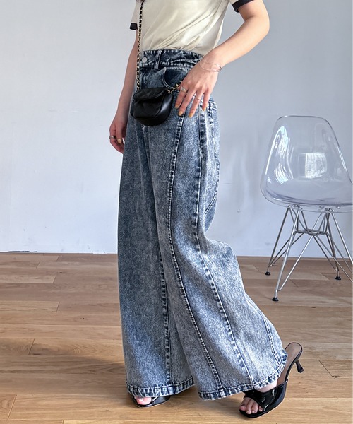 EPIMI E'PIMMY（エピミエピミー）の「《新色登場》切り替えカーブデニム（デニムパンツ・レディース・サックスブルー/ブラック/オレンジ/ピンク・MEDIUM/SMALL）」の18枚目の写真