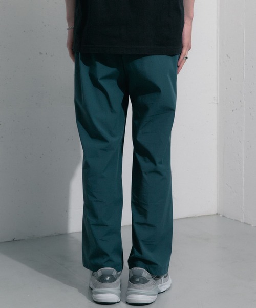 Uiscel(ユイセル)の「Uiscel 4wayストレッチサイドラインパンツ(その他パンツ・メンズ・ブラック/ブルー・MEDIUM/LARGE)」の15枚目の写真