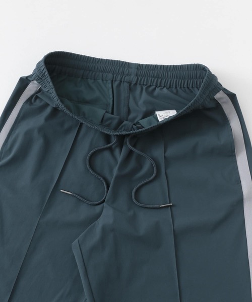 Uiscel(ユイセル)の「Uiscel 4wayストレッチサイドラインパンツ(その他パンツ・メンズ・ブラック/ブルー・MEDIUM/LARGE)」の18枚目の写真