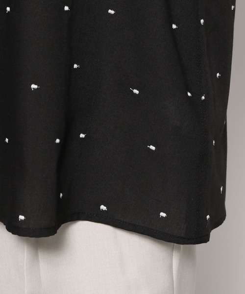 Elura（エルーラ）の「刺繍ドットブラウス/106536（シャツ/ブラウス・レディース・ブラック/ライトブルー・FREE）」の11枚目の写真