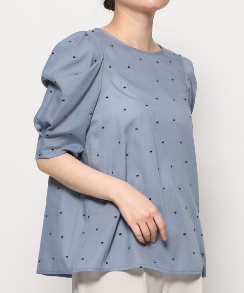 Elura（エルーラ）の「刺繍ドットブラウス/106536（シャツ/ブラウス・レディース・ブラック/ライトブルー・FREE）」の15枚目の写真