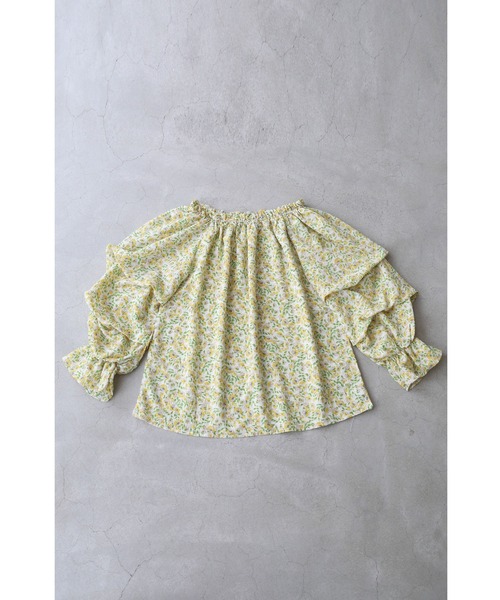 cawaii(カワイイ)の「オフショルダーにも。ふんわりタック袖の花柄ブラウストップス(シャツ/ブラウス・レディース・イエロー・FREE)」の12枚目の写真