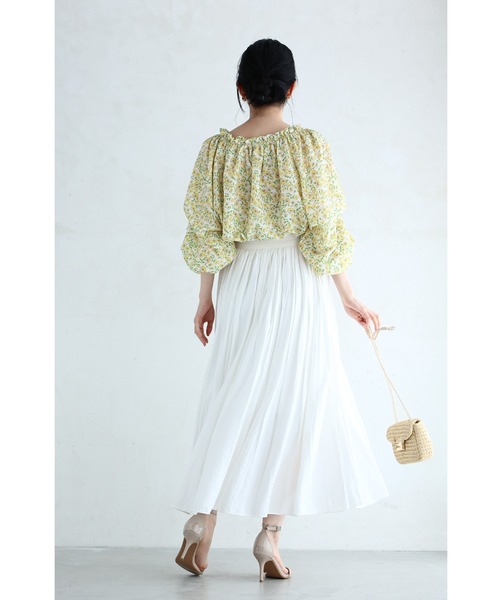 cawaii(カワイイ)の「オフショルダーにも。ふんわりタック袖の花柄ブラウストップス(シャツ/ブラウス・レディース・イエロー・FREE)」の14枚目の写真
