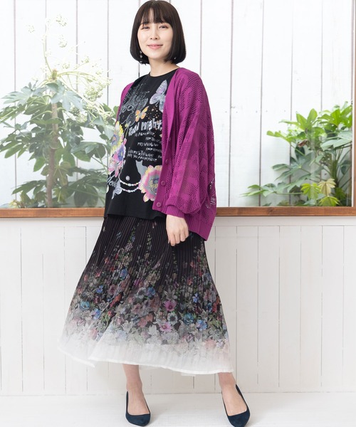 iS ScoLar（イズスカラー）の「542206：花蝶柄シフォン 楊柳プリーツ