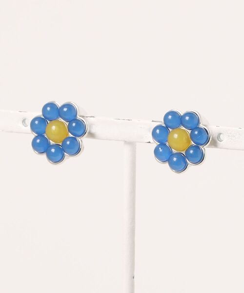 LOWRYS FARM（ローリーズファーム）の「カラフルフラワーイヤリング　 123584（イヤリング・レディース・ブルー/ブラック/オレンジ・FREE）」の3枚目の写真