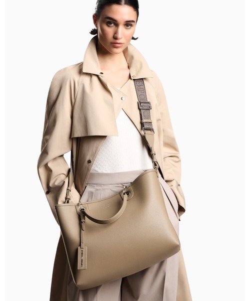 EMPORIO ARMANI(エンポリオアルマーニ)の「<オンライン限定>【エンポリオ アルマーニ】MyEA ショッパー ディアプリント ミディアム(ハンドバッグ・レディース・ダークパープル/グレイッシュブルー/ボルドー/ベビーピンク/サンドベージュ/ブラウン・FREE)」の2枚目の写真