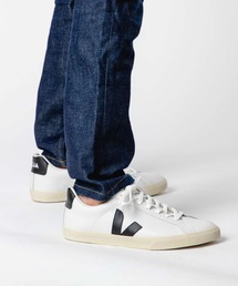 VEJA（ヴェジャ）の「VEJA ESPLAR LOGO LEATHER SNEAKER ベジャ エスプラーロゴ レザースニーカー（スニーカー）」