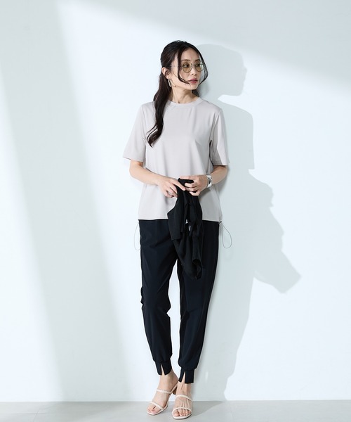 A/C DESIGN BY ALPHA CUBIC(エーシーデザインバイアルファキュービック)の「【接触冷感・UVカット】ドロストTシャツ(Tシャツ/カットソー・レディース・ライトグレー/ブラック・M/L)」の20枚目の写真