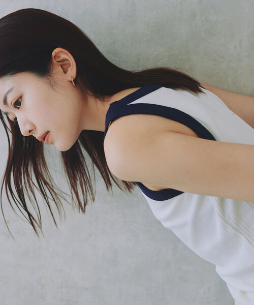 SLOBE IENA（スローブイエナ）の「AMI YOSHINARI テレコタンクトップ（タンクトップ・レディース・カーキ/レッド/ブラック/ホワイト・FREE）」の19枚目の写真